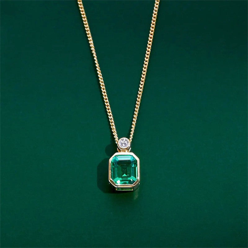 1.3ct Lab Grown Emerald Necklace For Wowen Green Diamond 925 Silver Plated 18k Gold Necklace