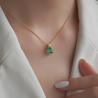 1.3ct Lab Grown Emerald Necklace For Wowen Green Diamond 925 Silver Plated 18k Gold Necklace