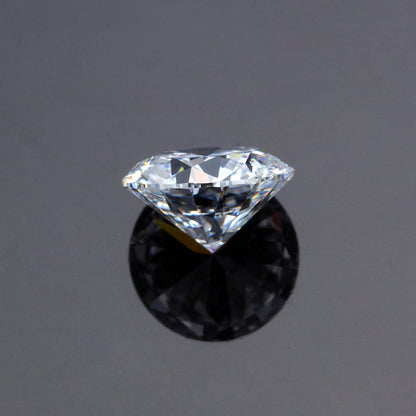 Laboratory Made DEF Diamonds IGI Certified 0.3 Carat - 2 Carat Lab Grown Diamond